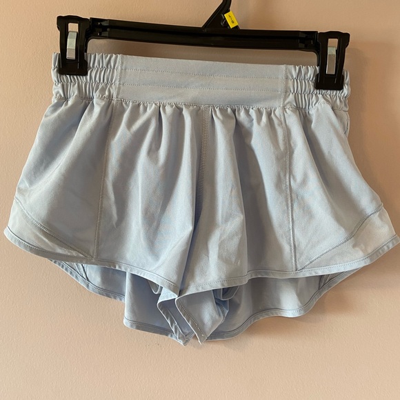 Lululemon hotty hot 2.5” - Picture 2 of 3